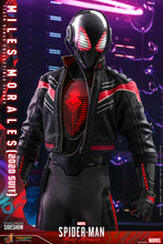 Load image into Gallery viewer, Miles Morales (2020 Suit) Sixth Scale Figure by Hot Toys