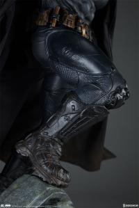 Batman Premium Format Figure by Sideshow Collectibles