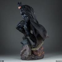 Load image into Gallery viewer, Batman Premium Format Figure by Sideshow Collectibles