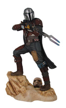 Load image into Gallery viewer, STAR WARS PREMIER COLLECTION THE MANDALORIAN MK1 STATUE
